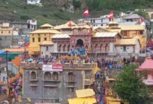 Photo of  स्क्रीनिंग से बच रहे श्रद्धालु, बदरीनाथ धाम पहुंचने पर बिगड़ रही तबीयत
